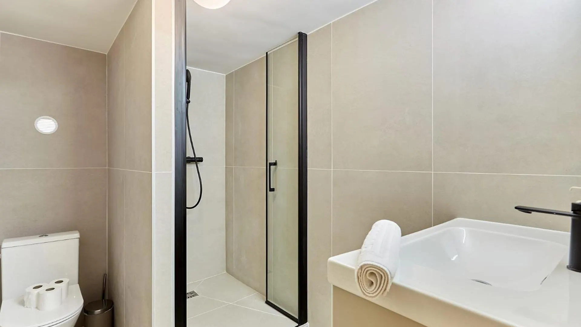 Superb Apartment 2 Bedrooms Centrer Of Paris By Studio Prestige 0*,  França